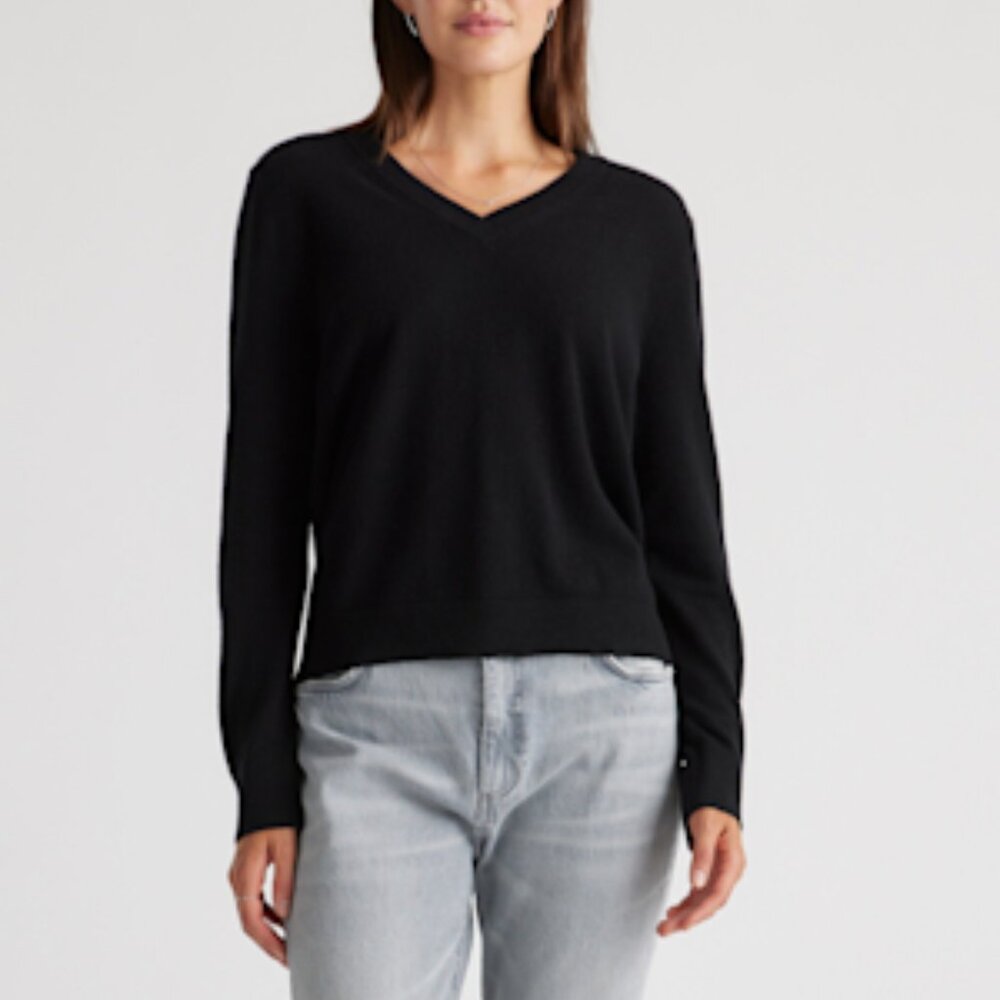 Quince Mongolian Cashmere Relaxed V-Neck Sweater - Black - Size S